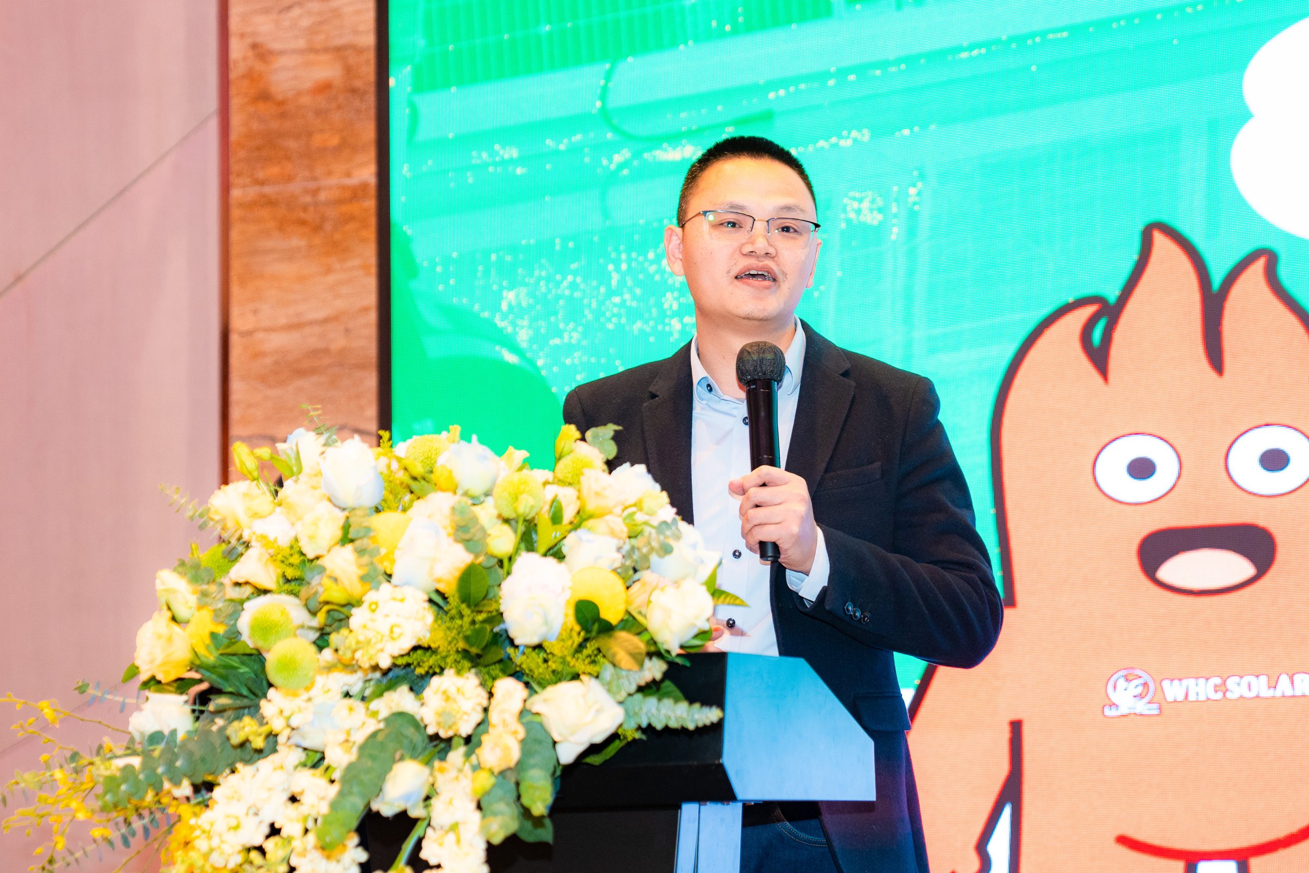 WHC Solar brand presentation during renewable energy solution exchange