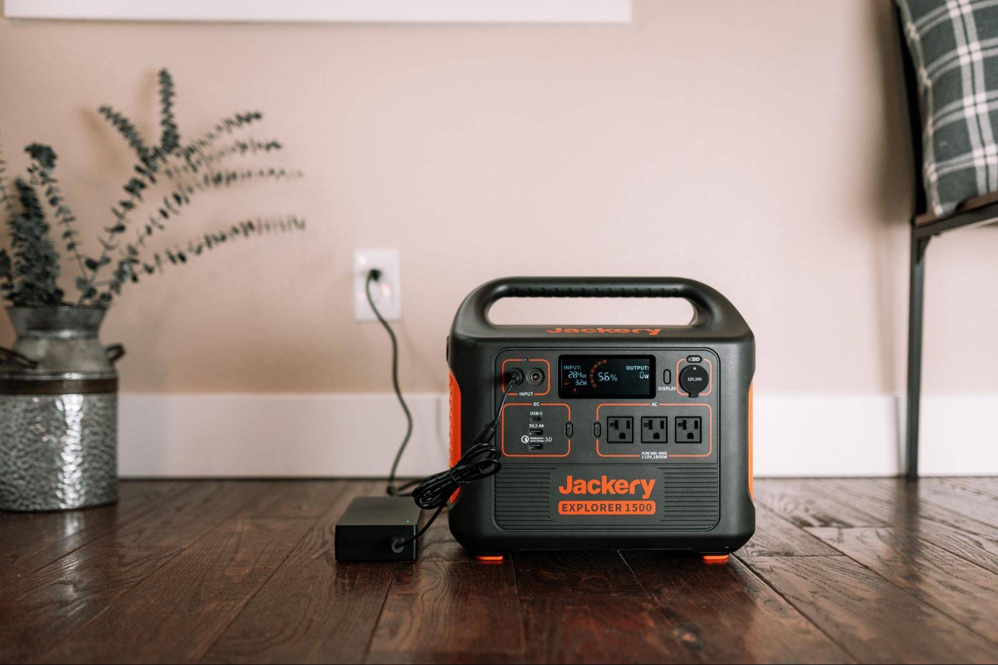Portable Power Station By Jackery