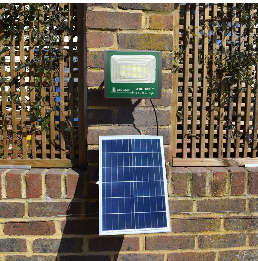 outdoor solar flood light